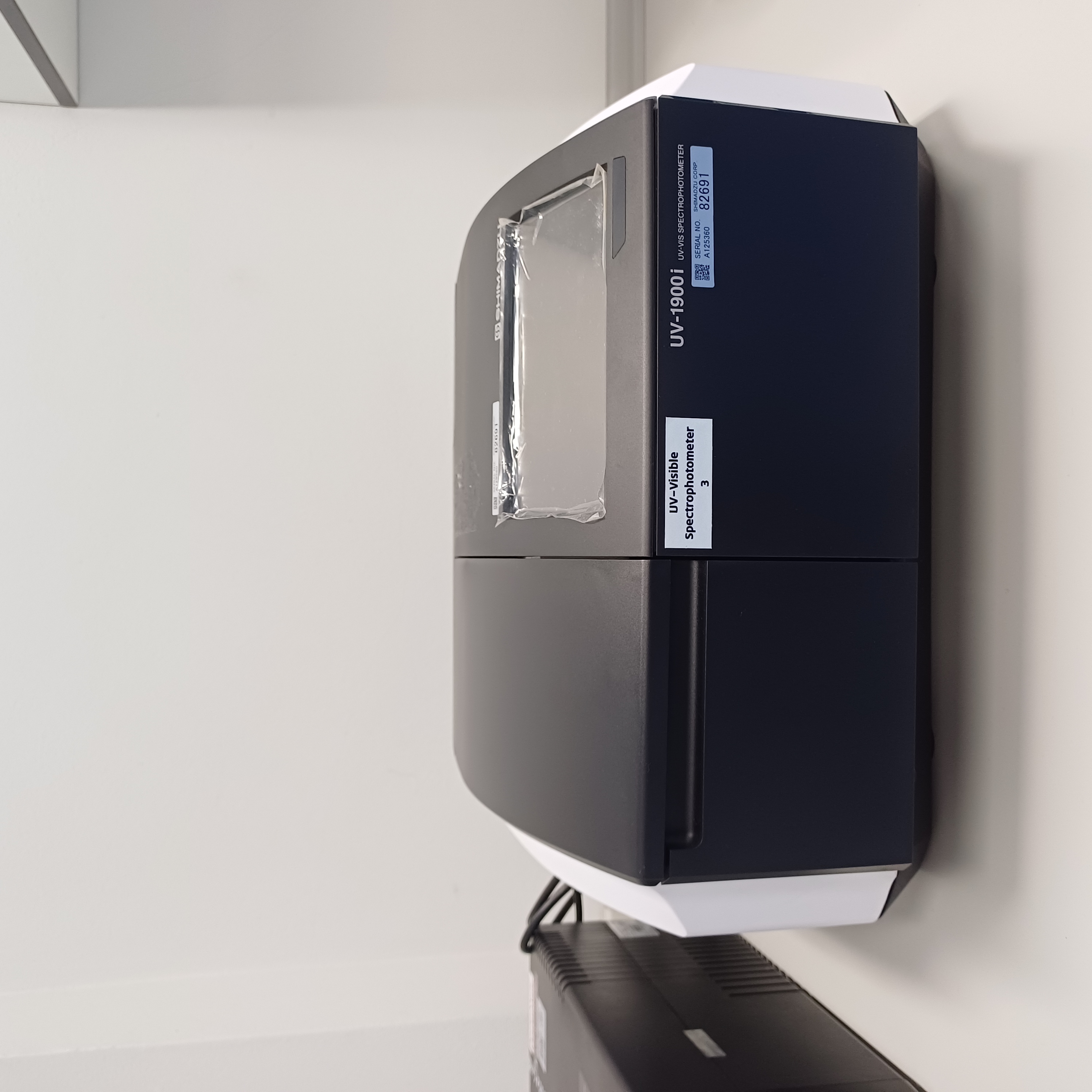 UV-Visible Spectrophotometer 3