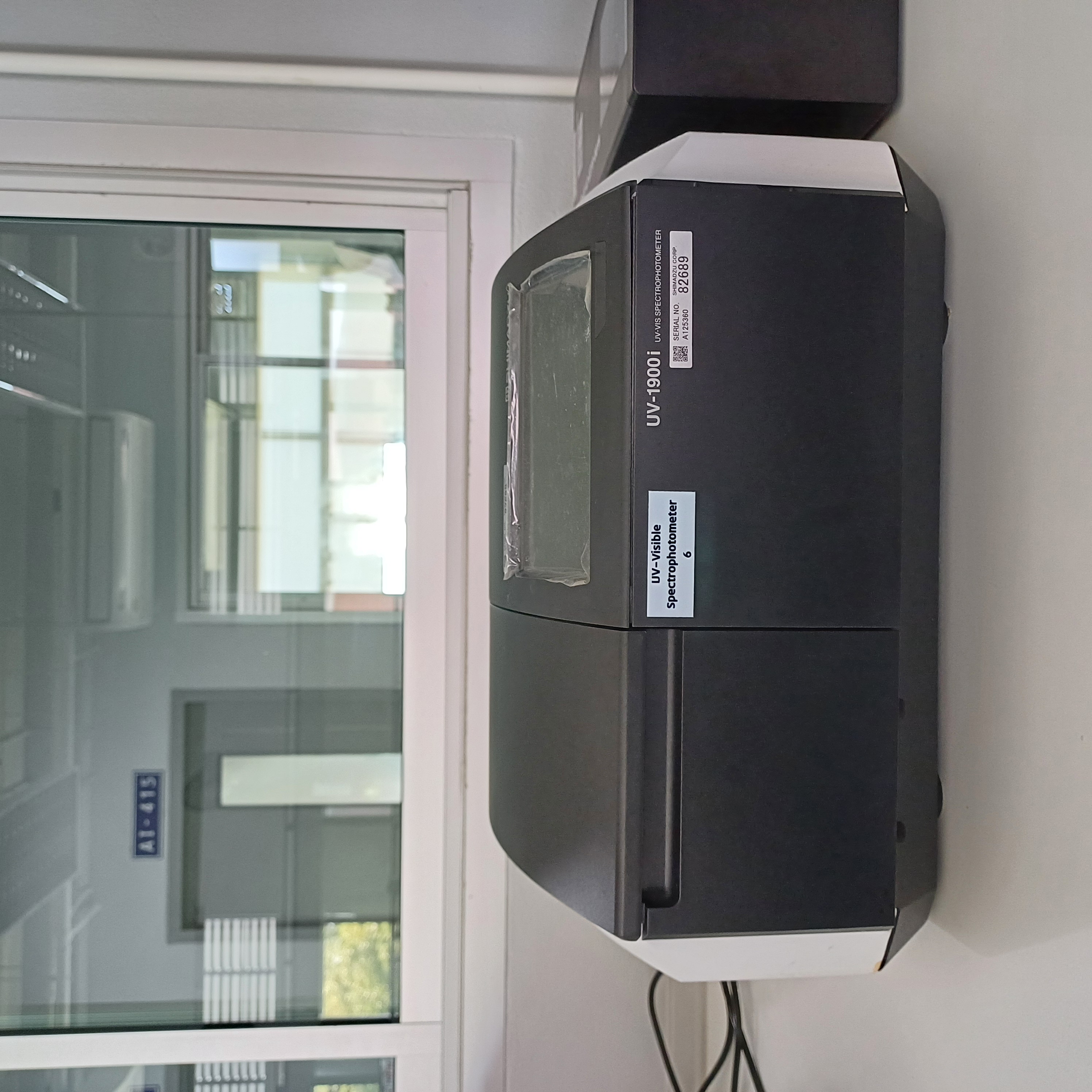 UV-Visible Spectrophotometer 6