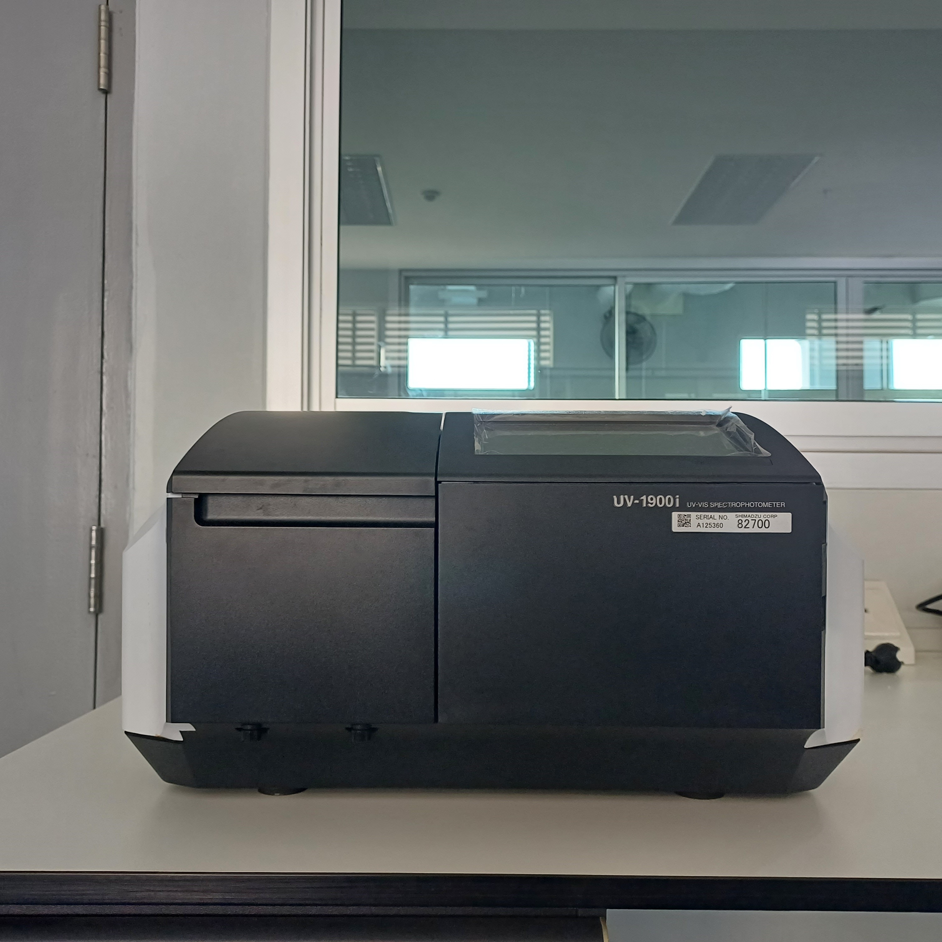 UV-Visible Spectrophotometer 7